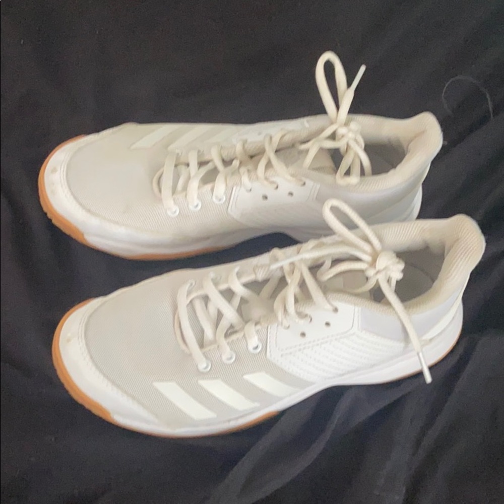 adidas volleyball shoes size 4